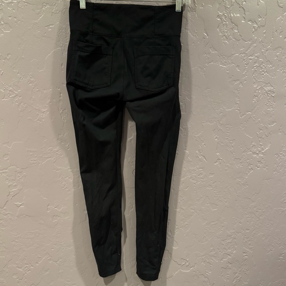 Athleta Black Leggings with Pockets - SP - Picture 2 of 4